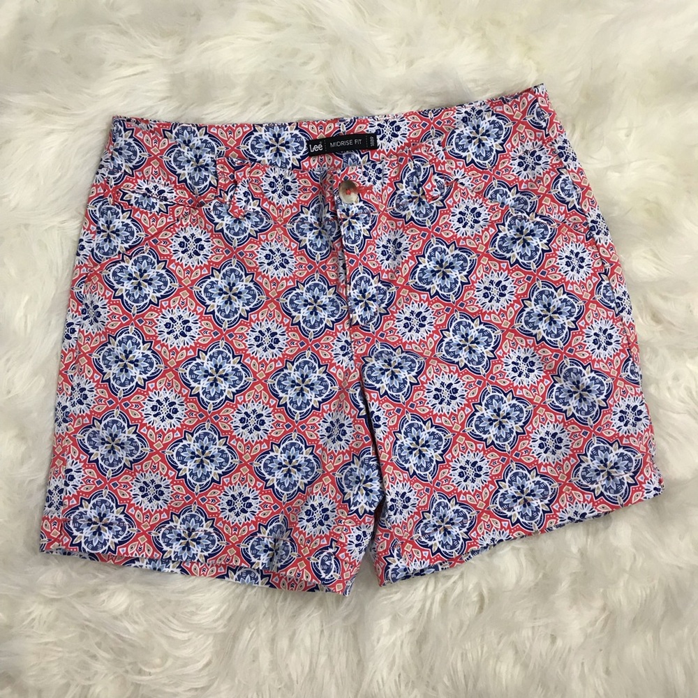 LEE Midrise Fit Shorts Size 6/M   Coral Blue A-17